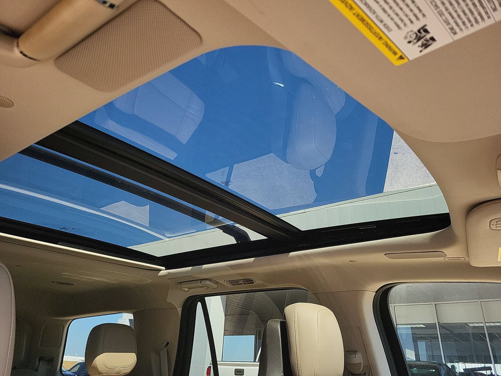 Used 2022 Lincoln Navigator Reserve AWD/4WD image 19
