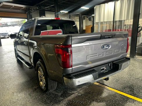 Used 2024 Ford F150 XLT AWD/4WD image 5