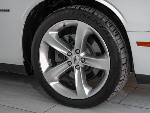 Used 2018 Dodge Challenger R/T w/ Sound Group image 49