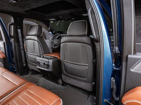 Used 2025 GMC Sierra 2500 Denali Ultimate w/ Max Trailering Package image 32