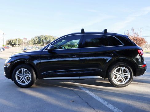 Used 2019 Audi Q5 2.0T Premium w/ Convenience Package image 4