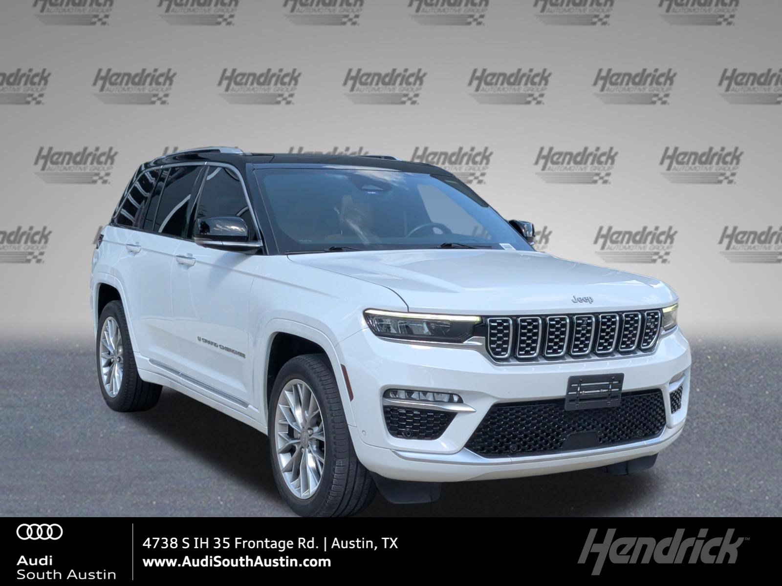 Used 2023 Jeep Grand Cherokee Summit w/ Adv Protech Group IV AWD/4WD image 1