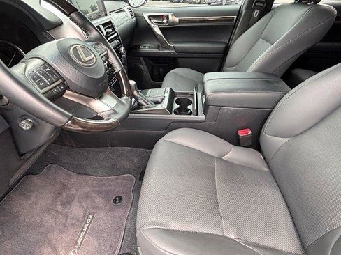 Used 2023 Lexus GX 460 Premium w/ Premium Package AWD/4WD image 16