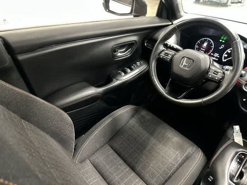 Used 2024 Honda HR-V Sport image 12