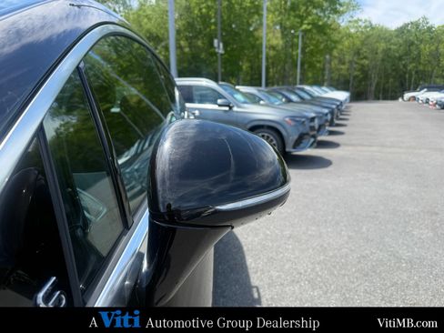 Used 2023 Mercedes-Benz EQS 580 4MATIC Sedan image 11