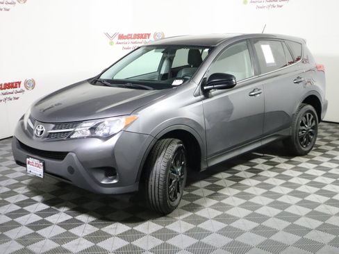 Used 2013 Toyota RAV4 LE image 15