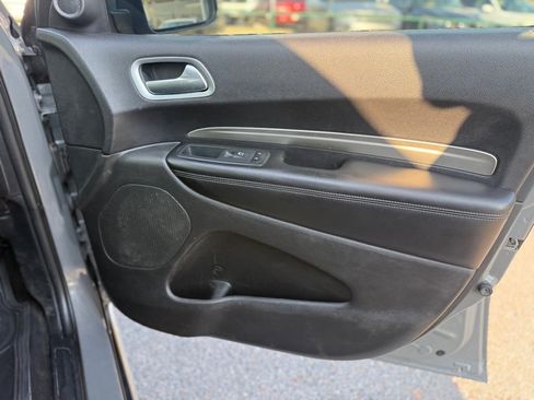 Used 2020 Dodge Durango SXT w/ 3rd Row Seating Group image 28