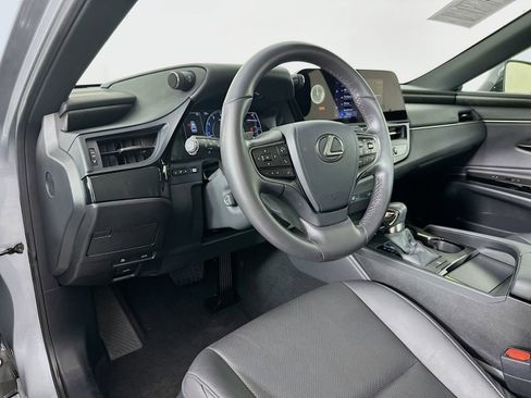Used 2024 Lexus ES 250 w/ Premium Package AWD/4WD image 10
