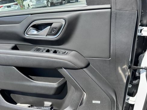 Used 2023 GMC Yukon XL AT4 w/ Technology Package AWD/4WD image 22