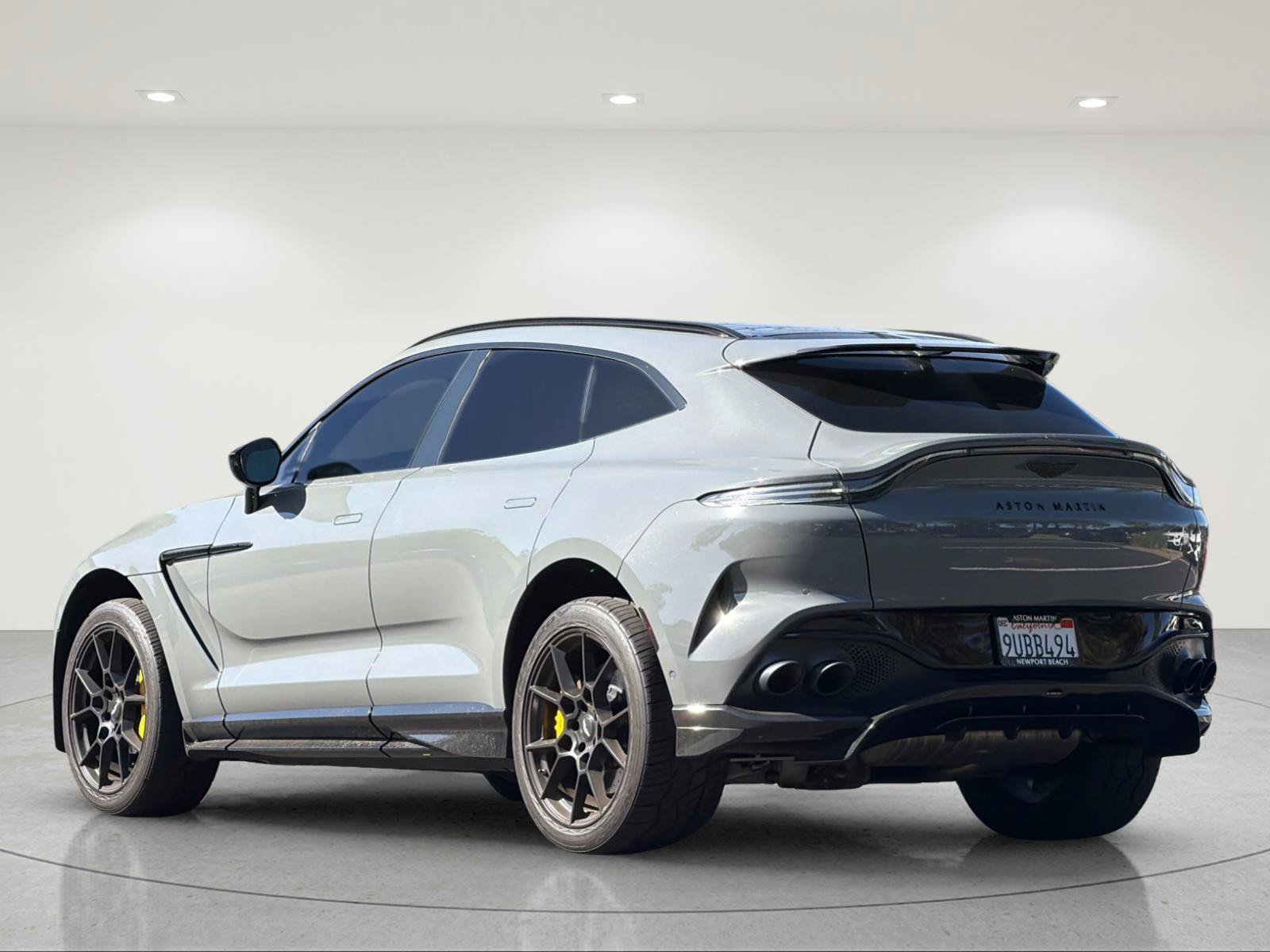 Used 2023 Aston Martin DBX 707 AWD/4WD image 3
