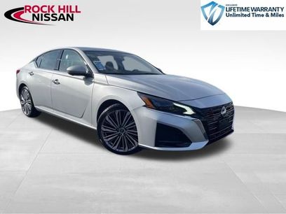 Used 2023 Nissan Altima 2.5 SL