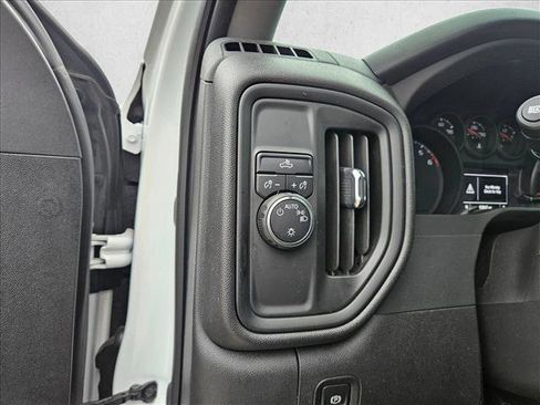 Used 2022 Chevrolet Silverado 1500 Custom RWD image 24