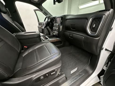 Used 2020 GMC Sierra 2500 Denali w/ Denali Ultimate Package AWD/4WD image 23