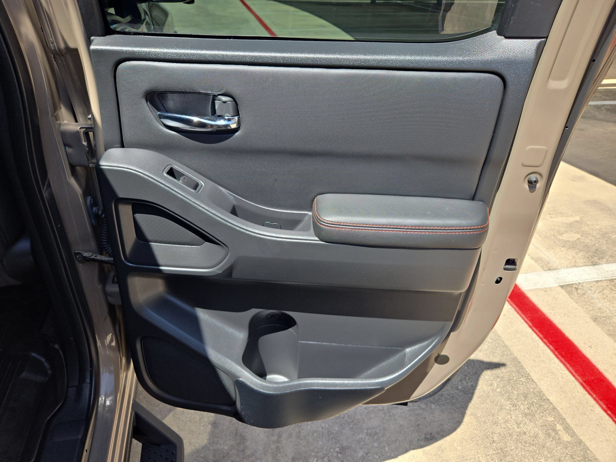 Used 2024 Nissan Frontier PRO-4X w/ Pro Convenience Package AWD/4WD image 27