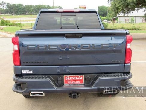 Used 2022 Chevrolet Silverado 1500 RST AWD/4WD image 5
