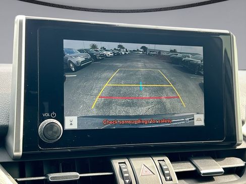 Used 2023 Toyota RAV4 XLE Premium FWD image 23