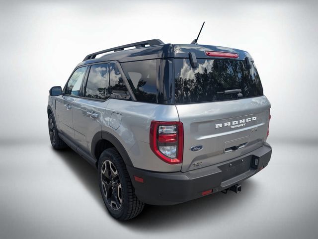Used 2022 Ford Bronco Sport Outer Banks w/ Tech Package AWD/4WD image 6