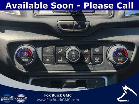 Used 2023 GMC Terrain SLE w/ Driver Convenience Package FWD image 13