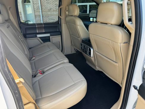 Used 2017 Ford F150 Lariat w/ Equipment Group 502A Luxury AWD/4WD image 19