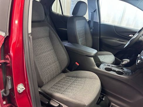 Used 2024 Chevrolet Equinox LT w/ LPO, Floor Liner Package FWD image 23