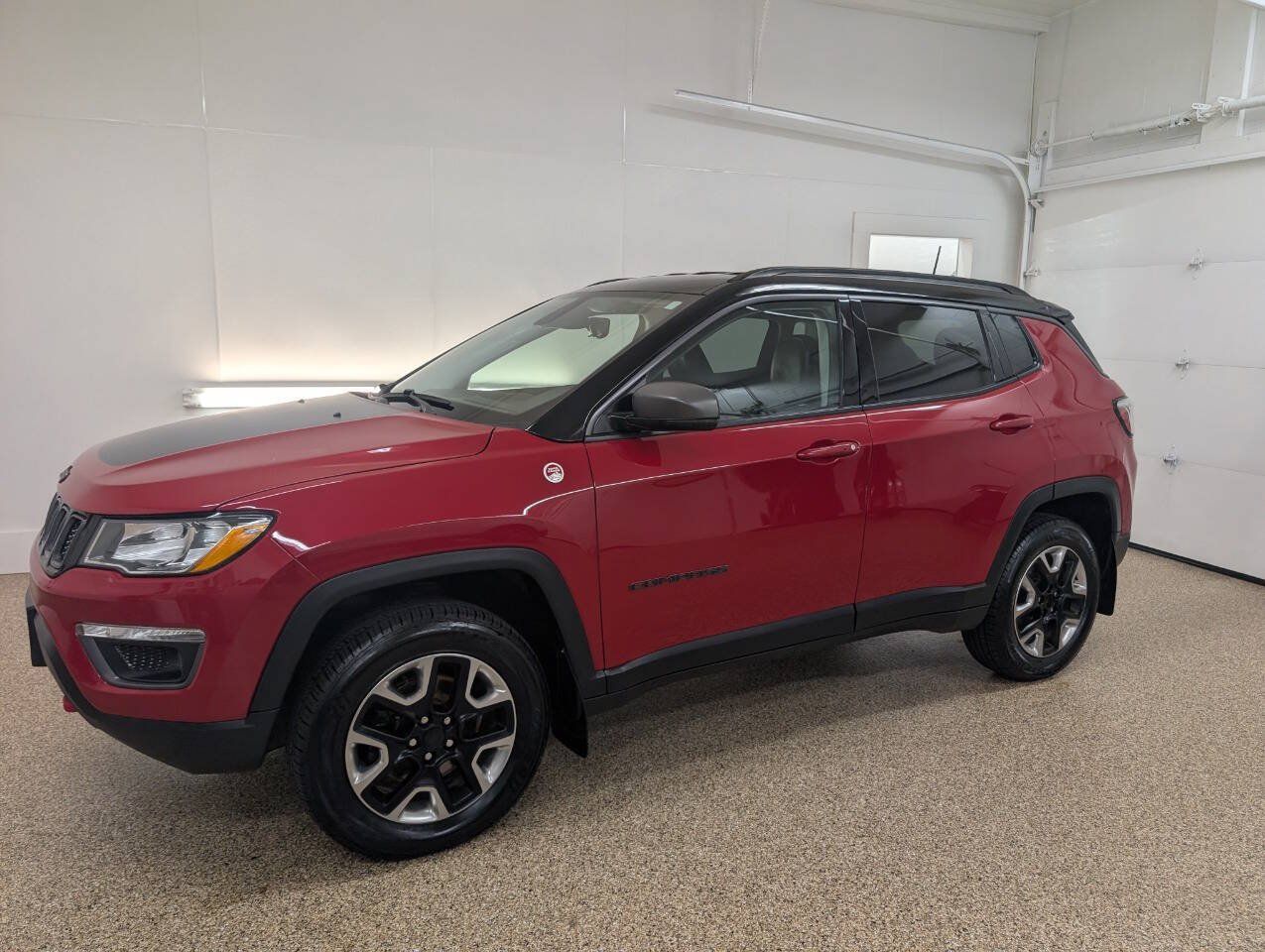 Used 2018 Jeep Compass Trailhawk w/ Safety & Security Group AWD/4WD image 1