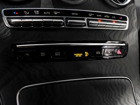 Used 2021 Mercedes-Benz GLC 300 image 22