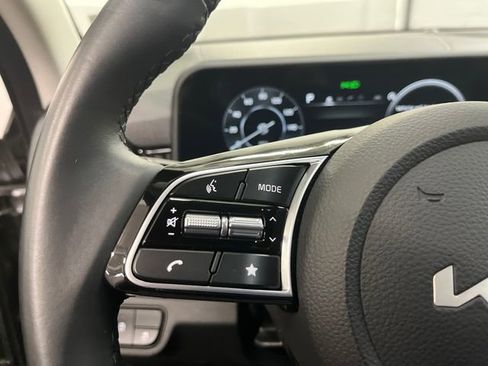 Certified 2024 Kia Seltos S image 18