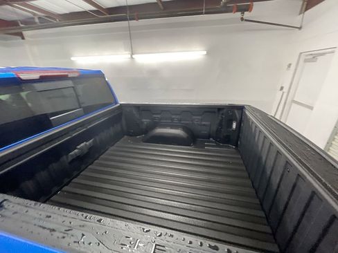 Certified 2025 Chevrolet Silverado 1500 LT image 25