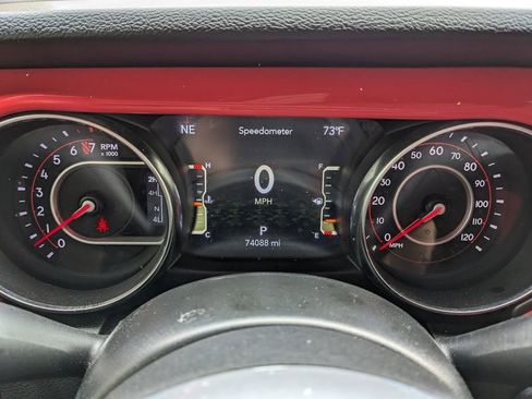 Used 2021 Jeep Gladiator Mojave w/ Trailer Tow Package image 32