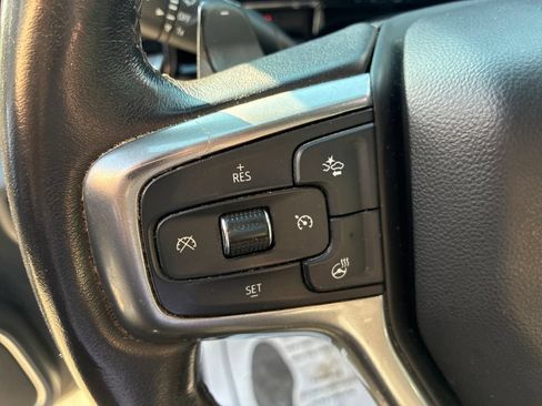 Used 2022 Chevrolet Silverado 1500 LTZ AWD/4WD image 39