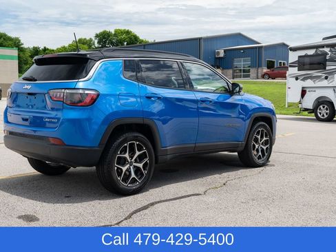 Used 2025 Jeep Compass Limited AWD/4WD image 6