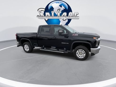 Used 2022 Chevrolet Silverado 2500 LT w/ All Star Edition image 2