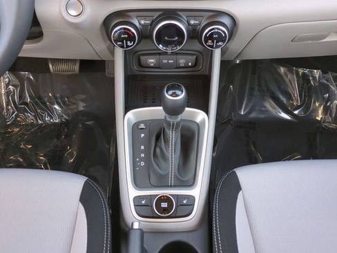 New 2026 Hyundai Venue SEL image 18