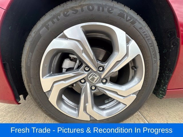 Used 2018 Honda Accord EX image 9