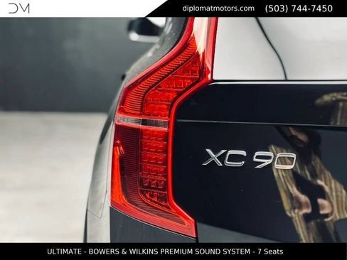 Used 2024 Volvo XC90 T8 Ultimate AWD/4WD image 15
