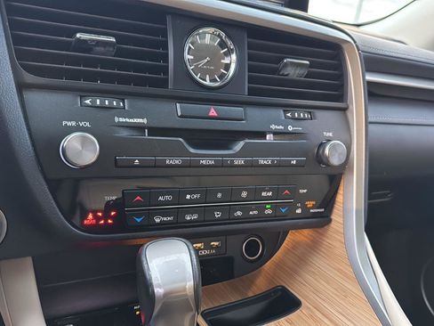 Used 2022 Lexus RX 350L FWD w/ Premium Package image 22