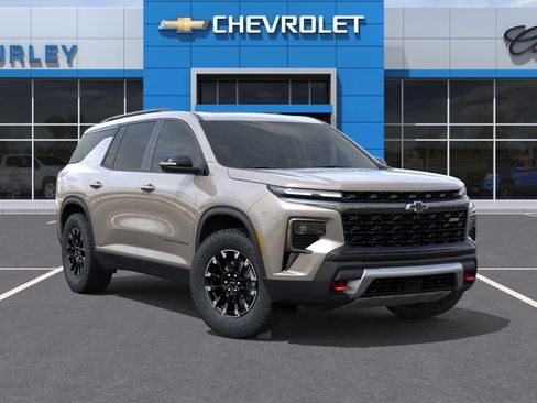 New 2026 Chevrolet Traverse Z71 w/ Driver Confidence Package AWD/4WD image 7