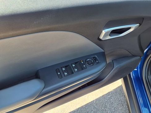 Used 2025 Kia K4 FWD image 13