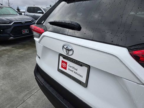 Certified 2025 Toyota RAV4 XLE image 4