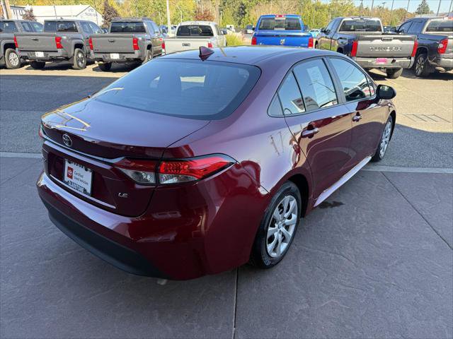 Certified 2025 Toyota Corolla LE FWD image 7