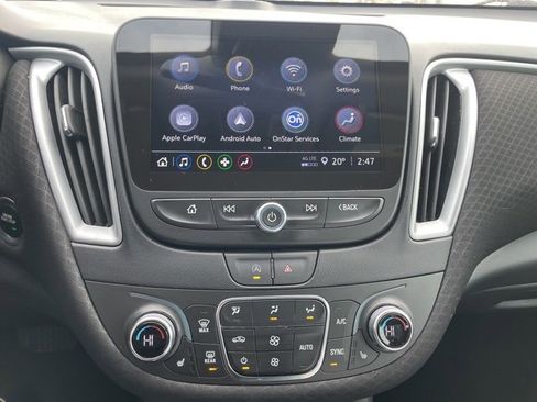 Used 2024 Chevrolet Malibu LT image 22