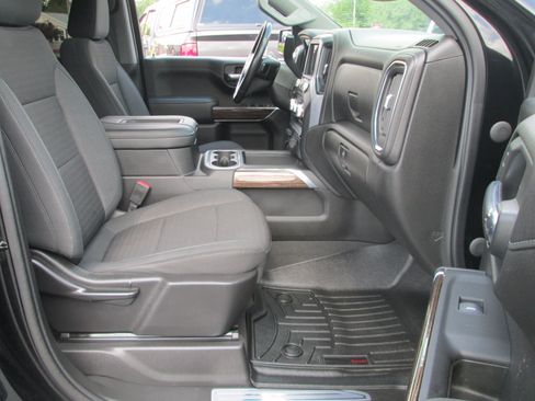 Used 2021 GMC Sierra 1500 Elevation w/ X31 Off-Road Package AWD/4WD image 12