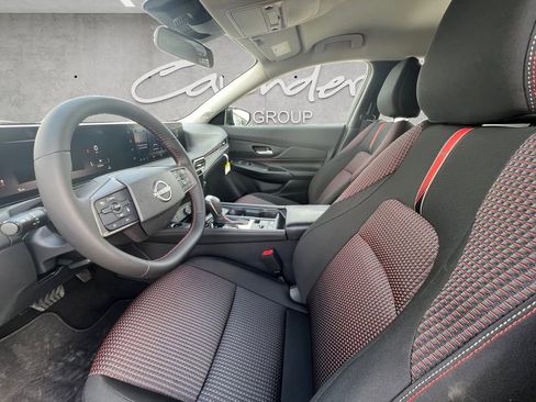 New 2026 Nissan Sentra SR w/ Floor Mat Package FWD image 20
