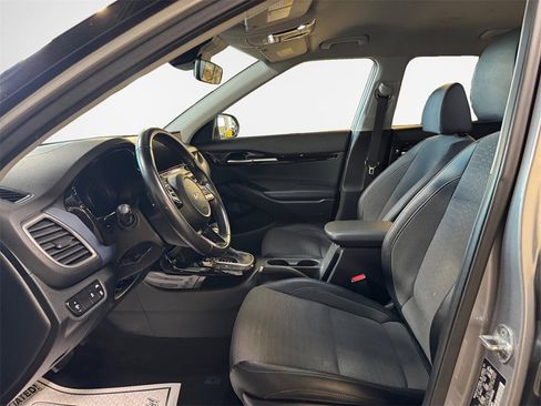 Certified 2023 Kia Seltos Nightfall Edition image 12