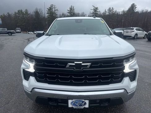 Used 2023 Chevrolet Silverado 1500 LT image 2
