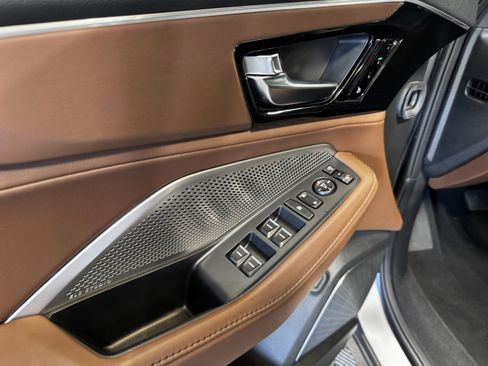 Certified 2023 Acura MDX FWD w/ Technology Package image 36