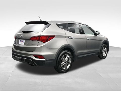 Used 2018 Hyundai Santa Fe Sport FWD image 5