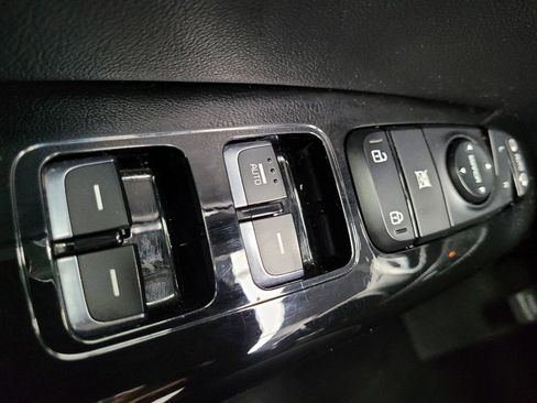 Used 2017 Kia Sportage SX image 27