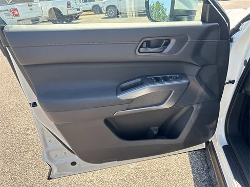 New 2025 Nissan Pathfinder Rock Creek image 18