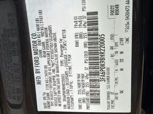 Used 2017 Ford Fusion Platinum FWD image 29